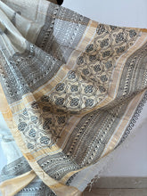 Load image into Gallery viewer, Cream Bagh Kosa Kota Weave Silk Saree