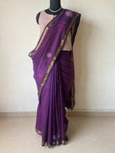 Load image into Gallery viewer, Kasuti Hand- Embroidered Saree