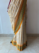 Load image into Gallery viewer, Karvati Kinaar Vidarbha Tussar Jaala Palla Saree