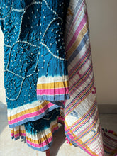 Load image into Gallery viewer, Bhujodi Bandhej Kala Cotton Saree