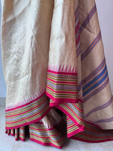 Load image into Gallery viewer, Karvati Kinaar Vidarbha Tussar Saree
