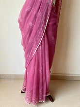 Load image into Gallery viewer, Kota Doria Appliqué Details Saree