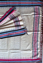 Load image into Gallery viewer, Vidarbha Handloom Tussar Dupatta
