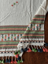 Load image into Gallery viewer, Bhujodi Kala Cotton Blouse Piece