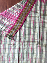 Load image into Gallery viewer, Karvati Kinar Vidarbha Tussar Checks Saree