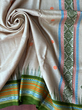 Load image into Gallery viewer, Karvati Kinaar Vidarbha Tussar Jaala Palla Saree