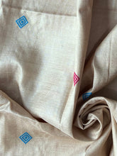 Load image into Gallery viewer, Karvati Kinaar Vidarbha Tussar Jaala Palla Saree