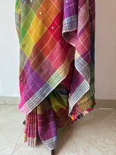 Load image into Gallery viewer, Handwoven Bhujodi Kala Cotton Saree
