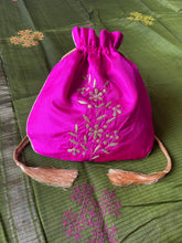 Load image into Gallery viewer, Silk Potli Pink