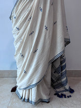 Load image into Gallery viewer, Handwoven Bhujodi Kala Cotton Saree