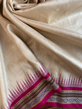 Load image into Gallery viewer, Karvati Kinaar Vidarbha Tussar Handwoven Saree