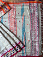 Load image into Gallery viewer, Karvati Kinaar Vidarbha Tussar Jaala Palla Saree