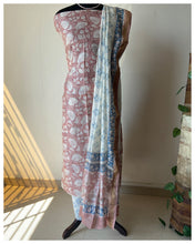 Load image into Gallery viewer, Block Printed Silk Cotton Suit