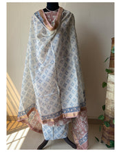 Load image into Gallery viewer, Block Printed Silk Cotton Suit