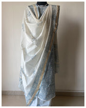 Load image into Gallery viewer, Block Printed Silk Cotton Suit