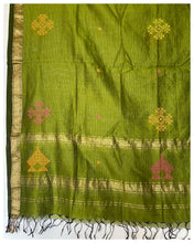 Load image into Gallery viewer, Kasuti Hand-Embroidered Dupatta