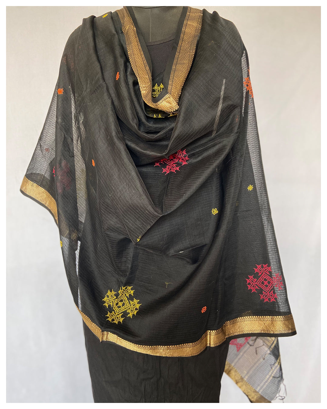 Kasuti Hand-Embroidered Dupatta