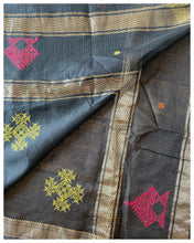 Load image into Gallery viewer, Kasuti Hand-Embroidered Dupatta